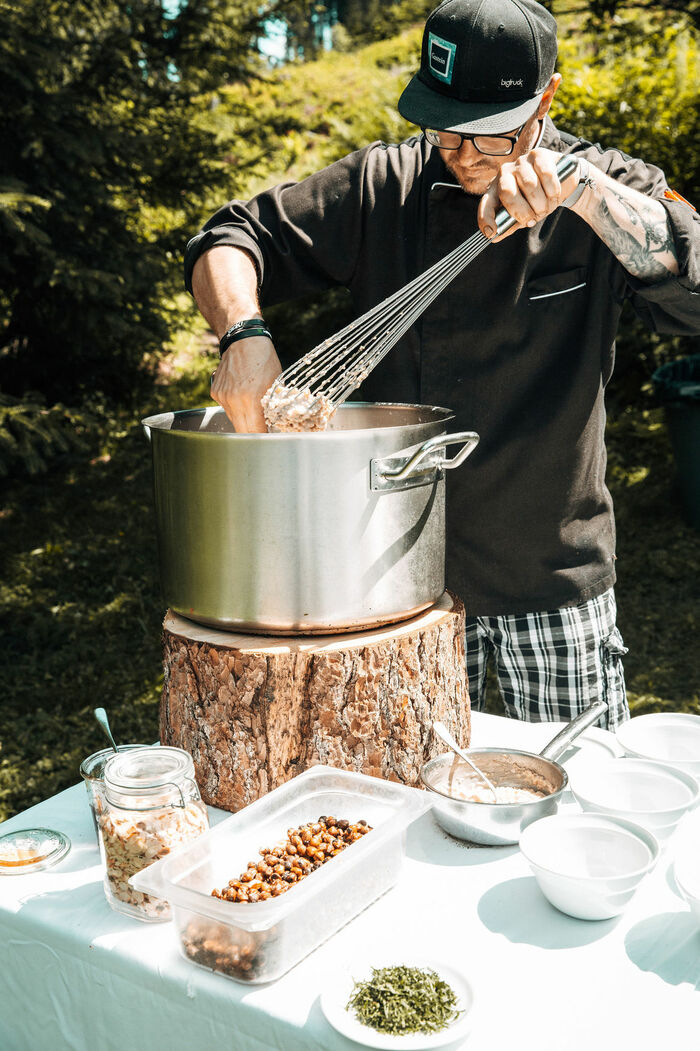 Essen im Freien, Wald:Brunch Gastein